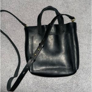 100% leather crossbody bag